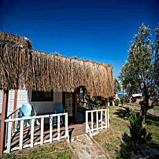 Zoi Seaside